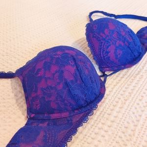Victoria's Secret Miraculous Pushup Bra